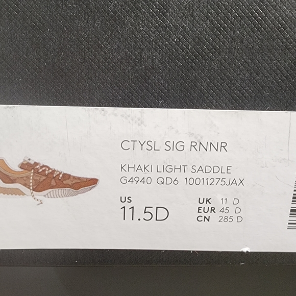 Authentic COACH signature Runner classic Khaki Light Sandle ✨️ - Picture 15 of 17